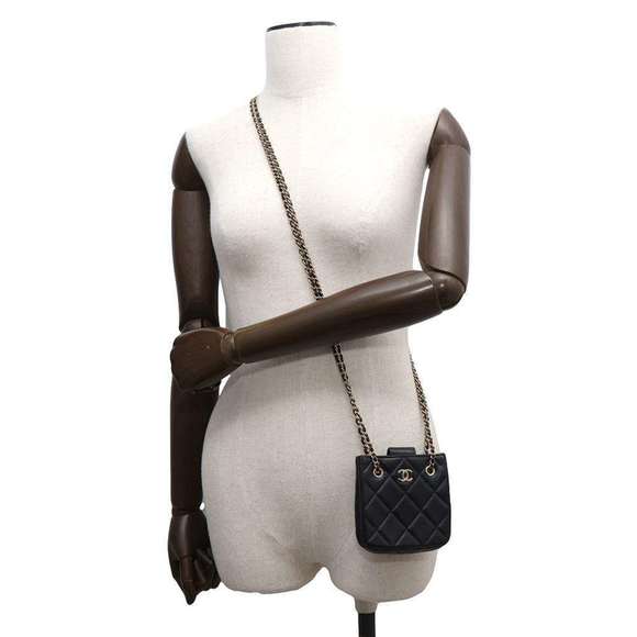 CHANEL Chain Shoulder Bag Matelasse Coco Mark Lambskin AP2547 Black ⭐ - Picture 4 of 13